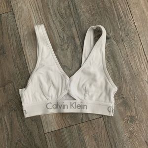Calvin Klein keyhole Bralette